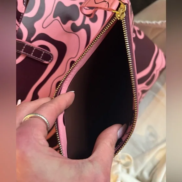 Authentic MANSUR GAVRIEL Leather Patterned Tote with large zip top wristlet - Picture 6 of 16